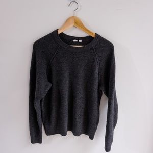 GAP Medium Gray Sweater